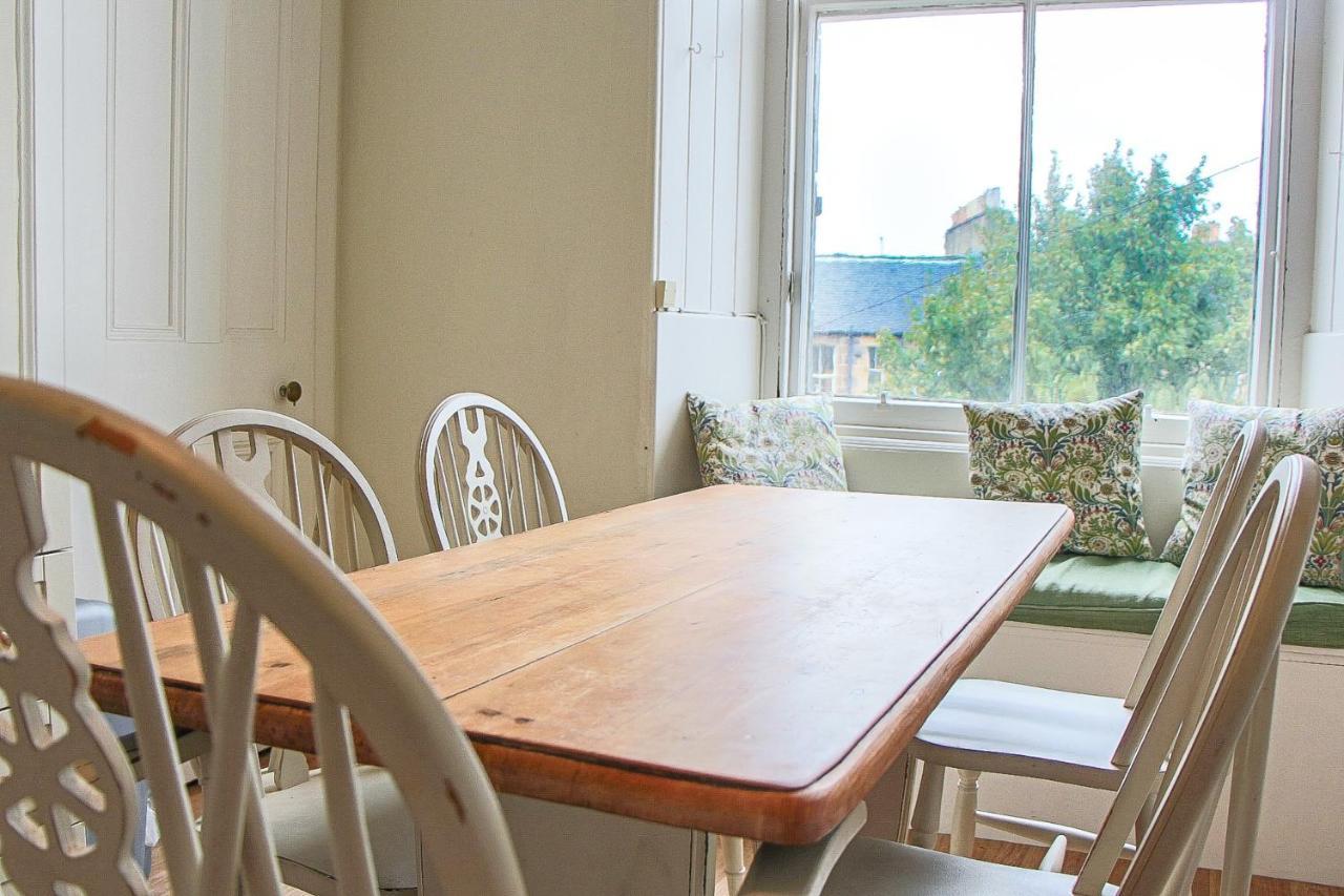 3 Bedroom Flat In Edinburgh's New Town Sleeps 6 Appartement *